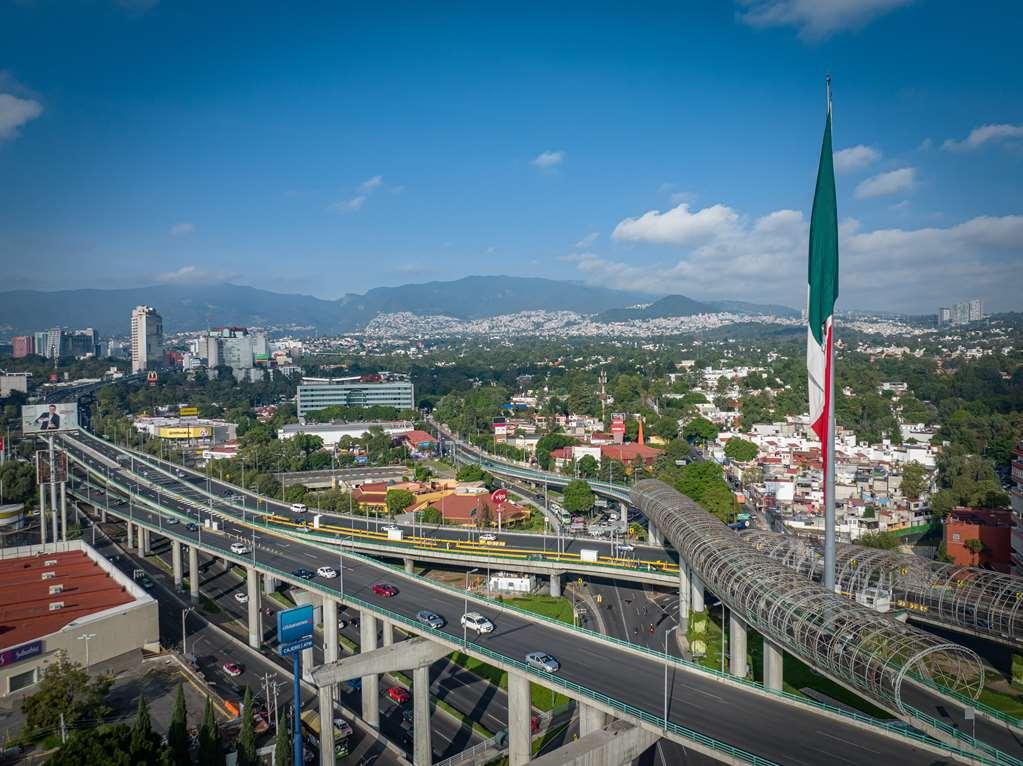 Galeria Plaza San Jeronimo Hotel Ciudad de México Facilități foto View of the city from the Torre de los Homenajes